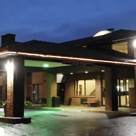 Econo Lodge Airport Quebec-3