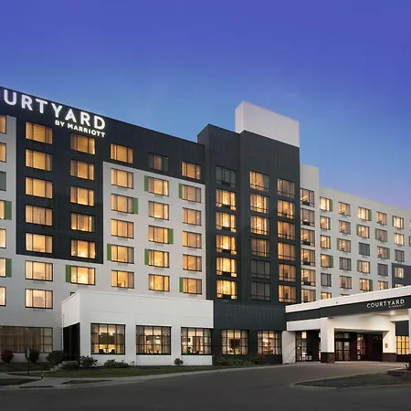 Courtyard By Marriott Edina Bloomington-3