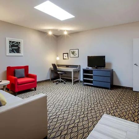 Days Inn & Suites By Wyndham Rochester Hills Mi-2