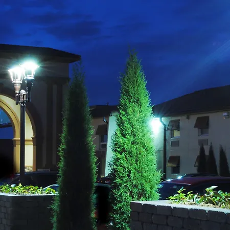 The Fontana Hotel-3