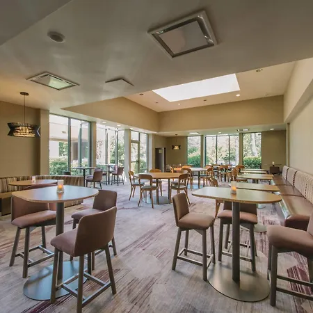 Courtyard By Marriott Nashua-2