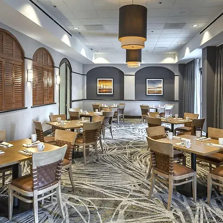 Doubletree By Hilton Modesto-3