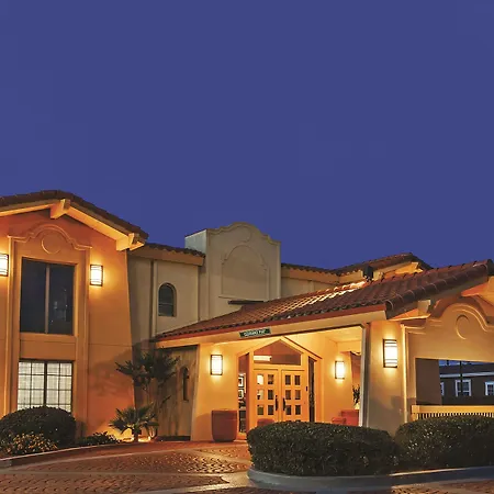 La Quinta Inn By Wyndham Midland-3