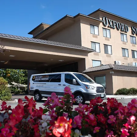 Oxford Suites Portland - Jantzen Beach-3