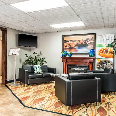 Quality Inn Austintown-Youngstown West-2