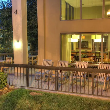 Hampton Inn Gatlinburg-2