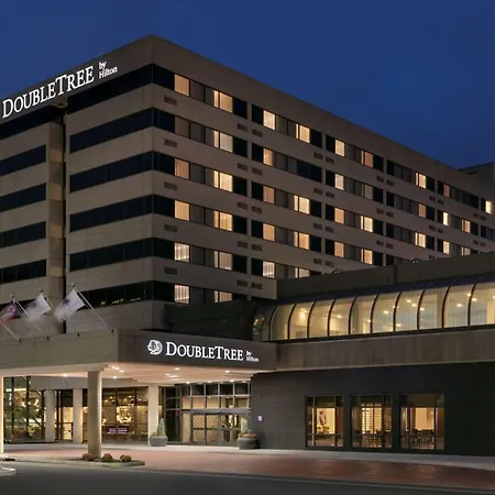 Doubletree By Hilton Canton Downtown-3
