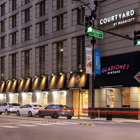 Courtyard By Marriott Chicago Downtown/River North-3
