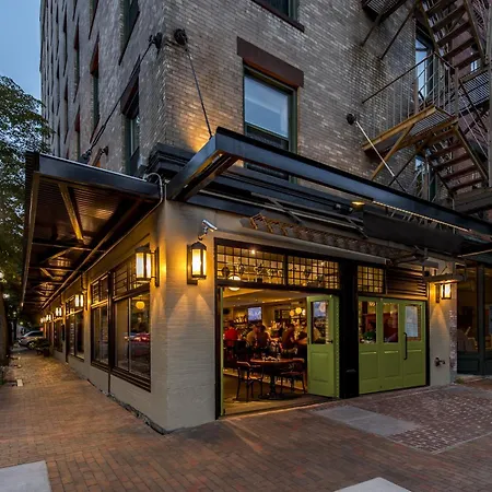 Staypineapple, A Delightful Hotel, South End-3