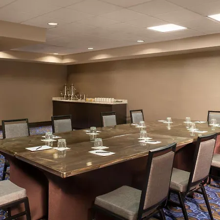 Hilton Fort Worth-3