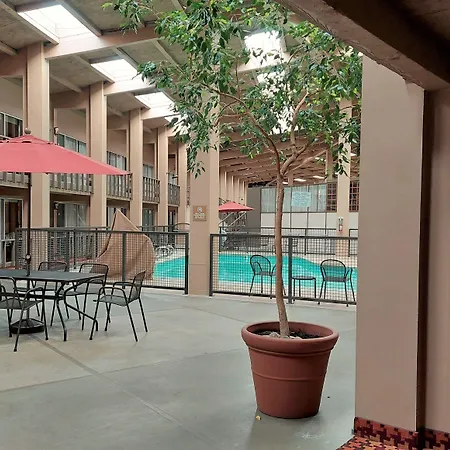 Best Western Outlaw Inn-3