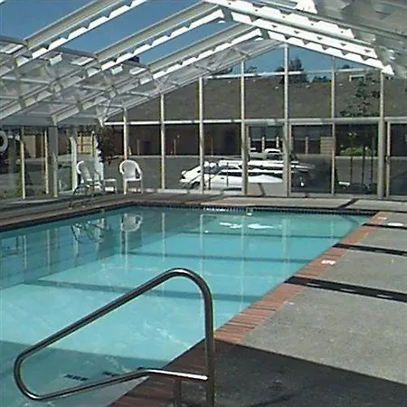 Brookings Inn Resort-2