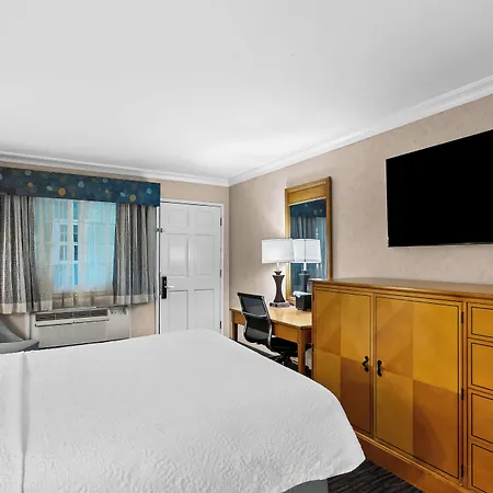 Best Western University Lodge-2