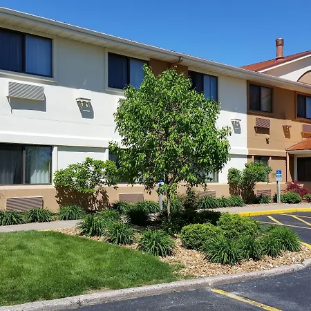 Comfort Inn Moline - Quad Cities-3