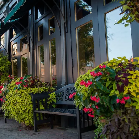 Blennerhassett Hotel-2