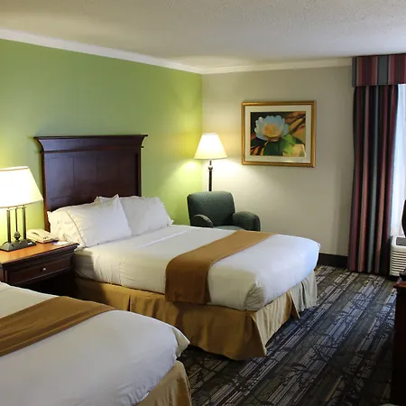Wyndham Garden Summerville-3