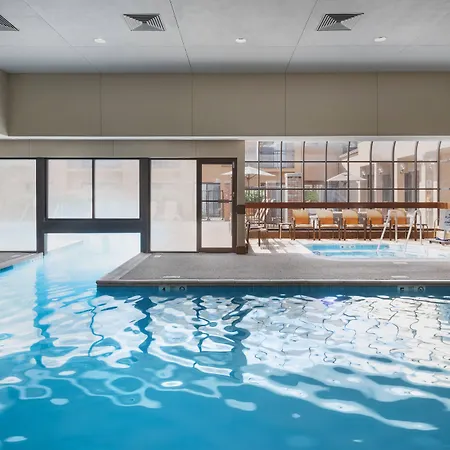 Sonesta Select Newport Middletown-2