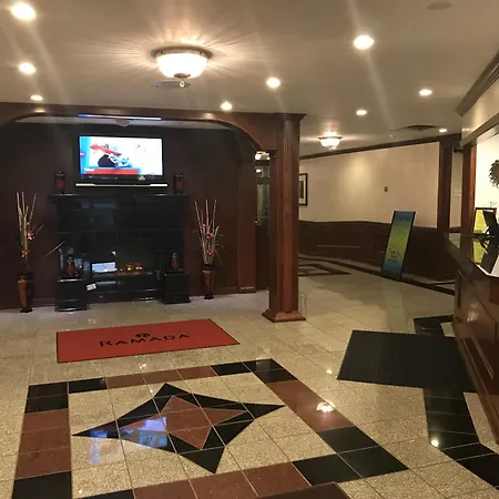 Albert Lea Inn And Suites-3