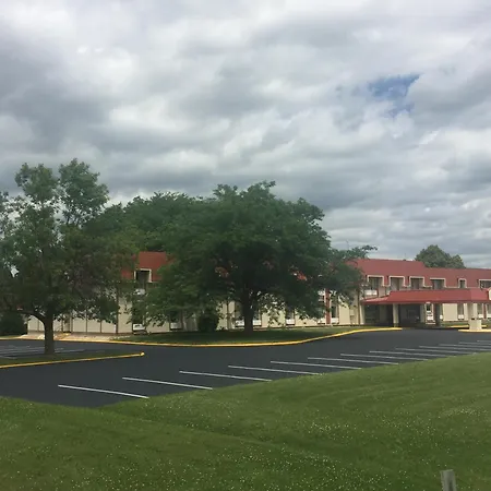 Albert Lea Inn And Suites-2