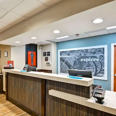 Hampton Inn Hendersonville-3