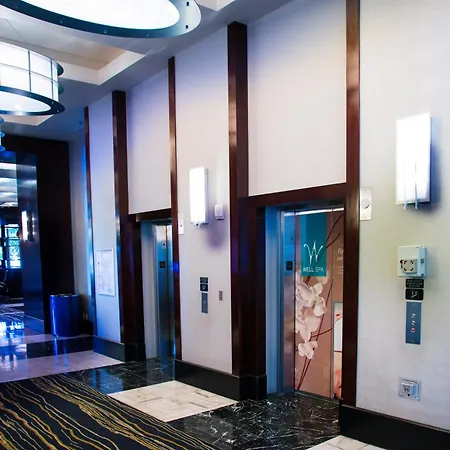 The Lapis Suite At Platinum Hotel-2
