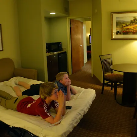 Euro-Suites Hotel-3