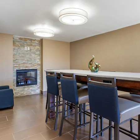 Comfort Inn University-3