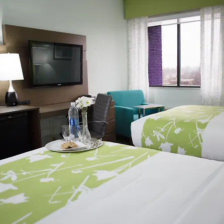 Radisson Hotel Grand Rapids Riverfront-2