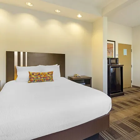 Best Western Plus The Inn At Horse Heaven-2