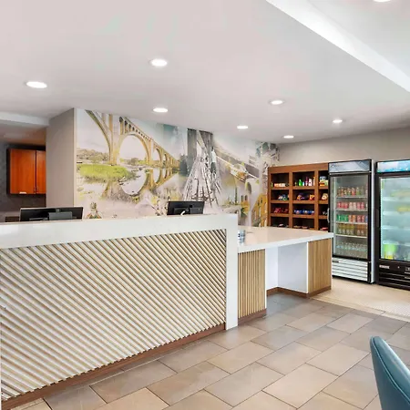 Best Western Premier Richmond City Gateway-3