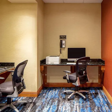 Doubletree Suites By Hilton Minneapolis Downtown-3