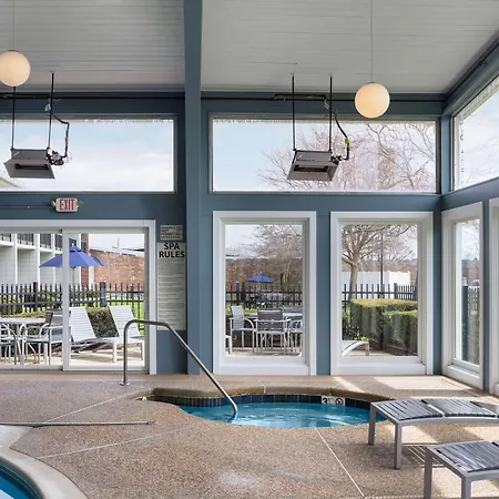 Howard Johnson By Wyndham Middletown Newport Area-3