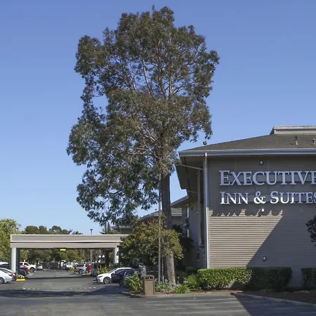 Executive Inn & Suites Oakland-2