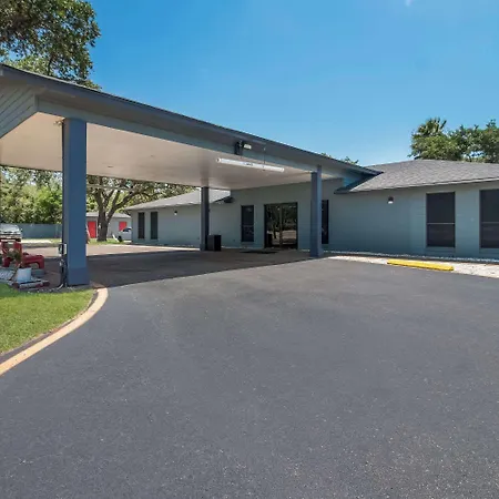 Econo Lodge Inn & Suites Fulton - Rockport-2