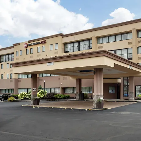 Best Western Plus Reading Inn & Suites-3