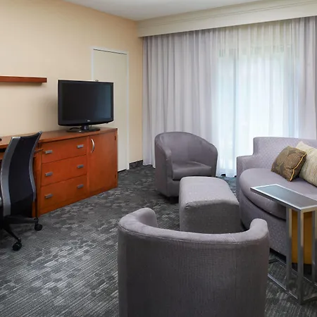 Courtyard By Marriott Lexington North-2