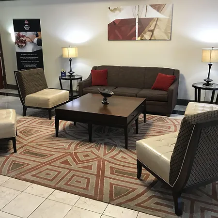 Best Western Plus Milwaukee Airport Hotel & Conference Center-3