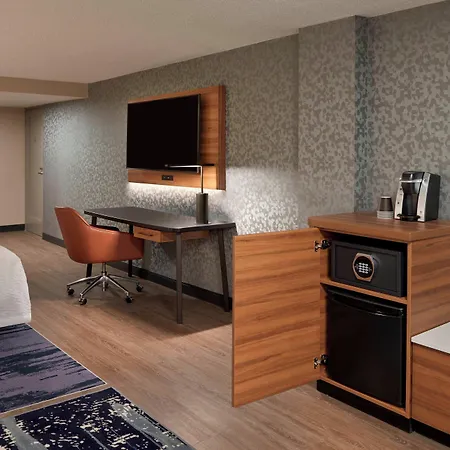 Fairfield Inn By Marriott Montreal Downtown-3