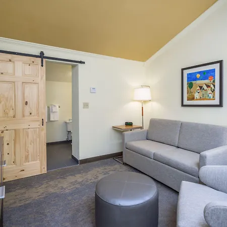 Holiday Inn Cape Cod - Hyannis By Ihg-3