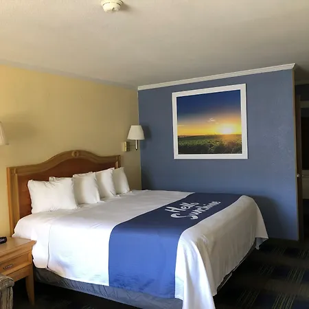 Days Inn By Wyndham Alamogordo White Sands-3