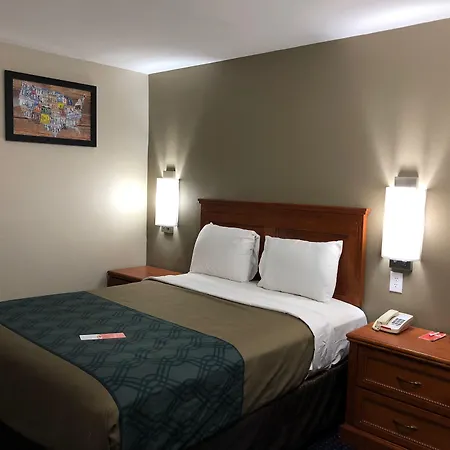 Econo Lodge Temple-3