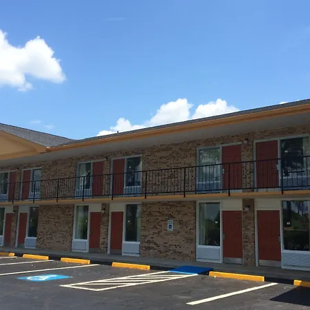 Quality Inn Manning I-95-3