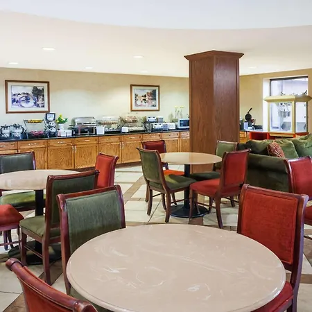 Baymont By Wyndham Elkhart-2