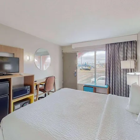 Days Inn By Wyndham Socorro-3