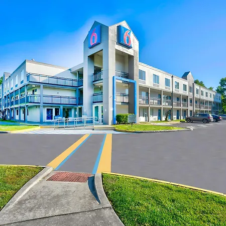 Motel 6 Virginia Beach-2
