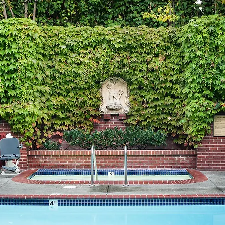 The Stanford Park Hotel-2