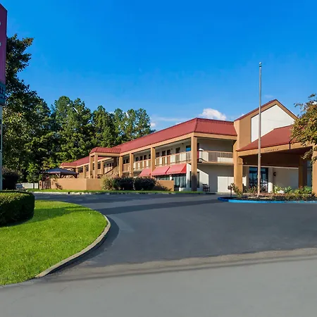 Red Roof Inn Tupelo-2