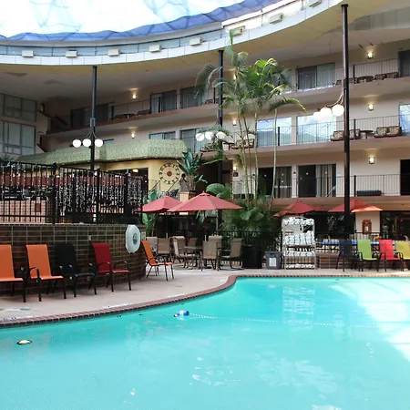 Holiday Inn Des Moines-Airport Conf Center By Ihg-3