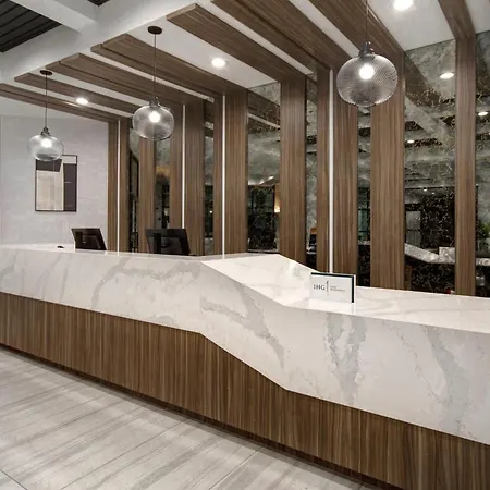 Crowne Plaza Auburn Hills By Ihg-3
