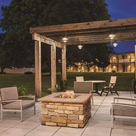 Country Inn & Suites By Radisson, Woodbury, Mn-2